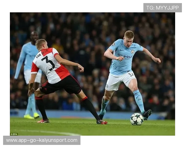 费耶诺德盯德布劳内式智慧施压：足球场上智慧与策略的完美结合