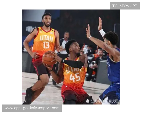 季后赛“炸裂表现”TOP10,回顾那些令人肾上腺素飙升的瞬间! 季后赛“炸裂表现”TOP10,回顾那些令人肾上腺素飙升的瞬间!