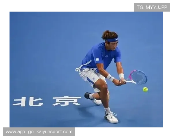 资格赛阿特马纳淘汰张之臻，中网男单首轮出局——一场关于坚持与选择的虚构叙事