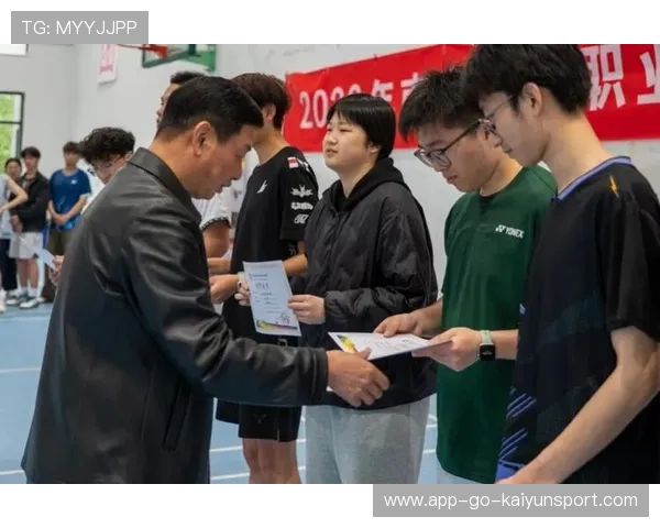 世界羽毛球团体赛赛后志愿者成长故事短片入选纪录片节，羽毛球世界团体锦标赛