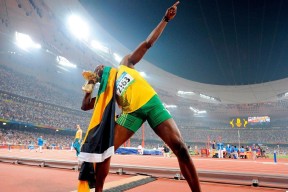 开云竞猜官网-曼城与巴黎展开激烈竞争，福登与哈兰德继续表现出色，曼城 弗登